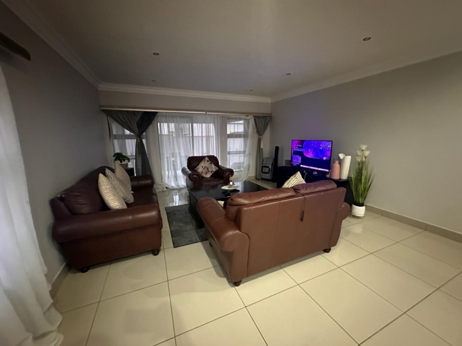 3 Bedroom Property for Sale in Wild Olive Estate Free State